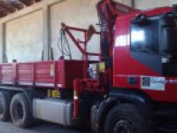 IVECO EUROTECH 420 con gru