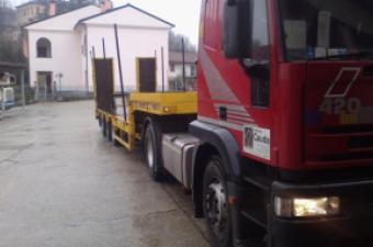 IVECO con semirimorchio