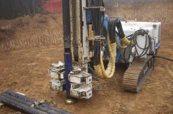 Perforatrice SOILMEC 401 con dispositivo ODEX